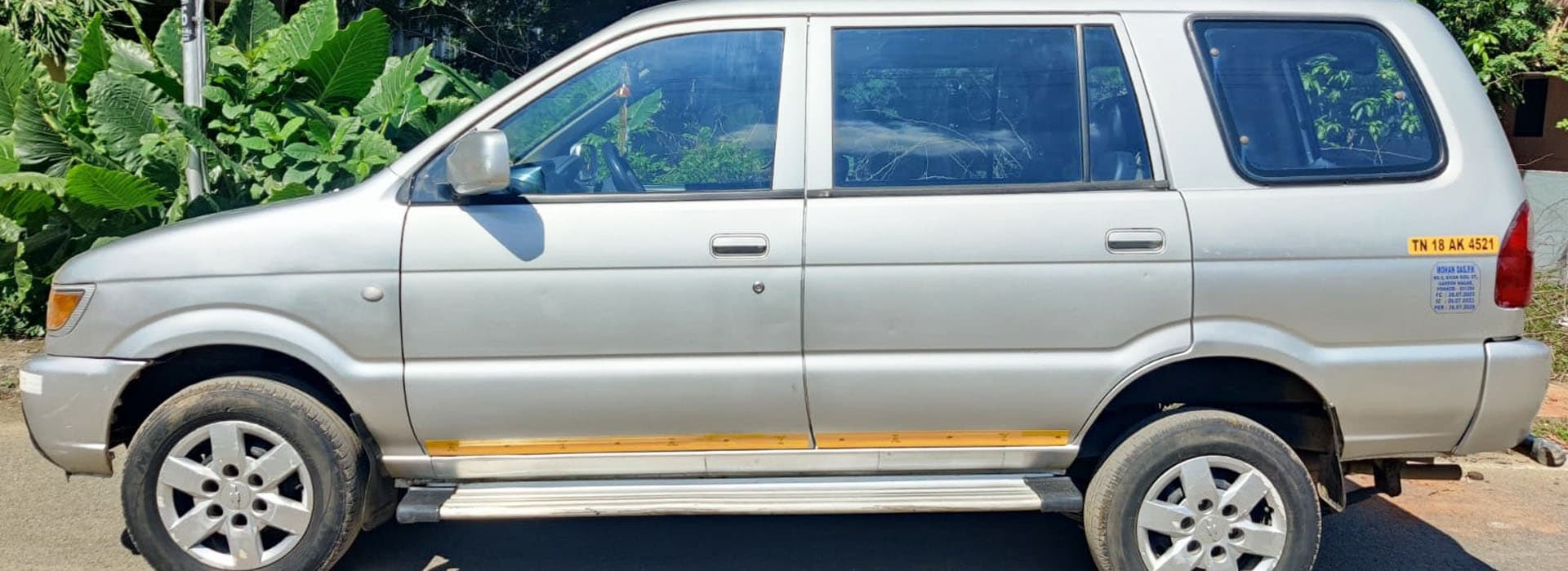 Subam Travels vehicle