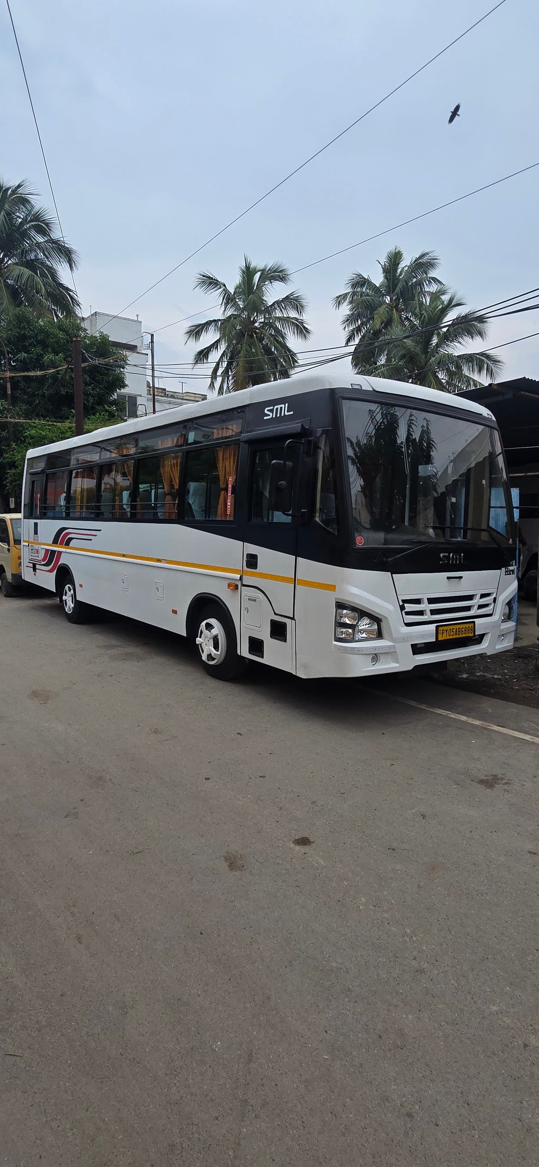 Mini Bus (26 Seater)
